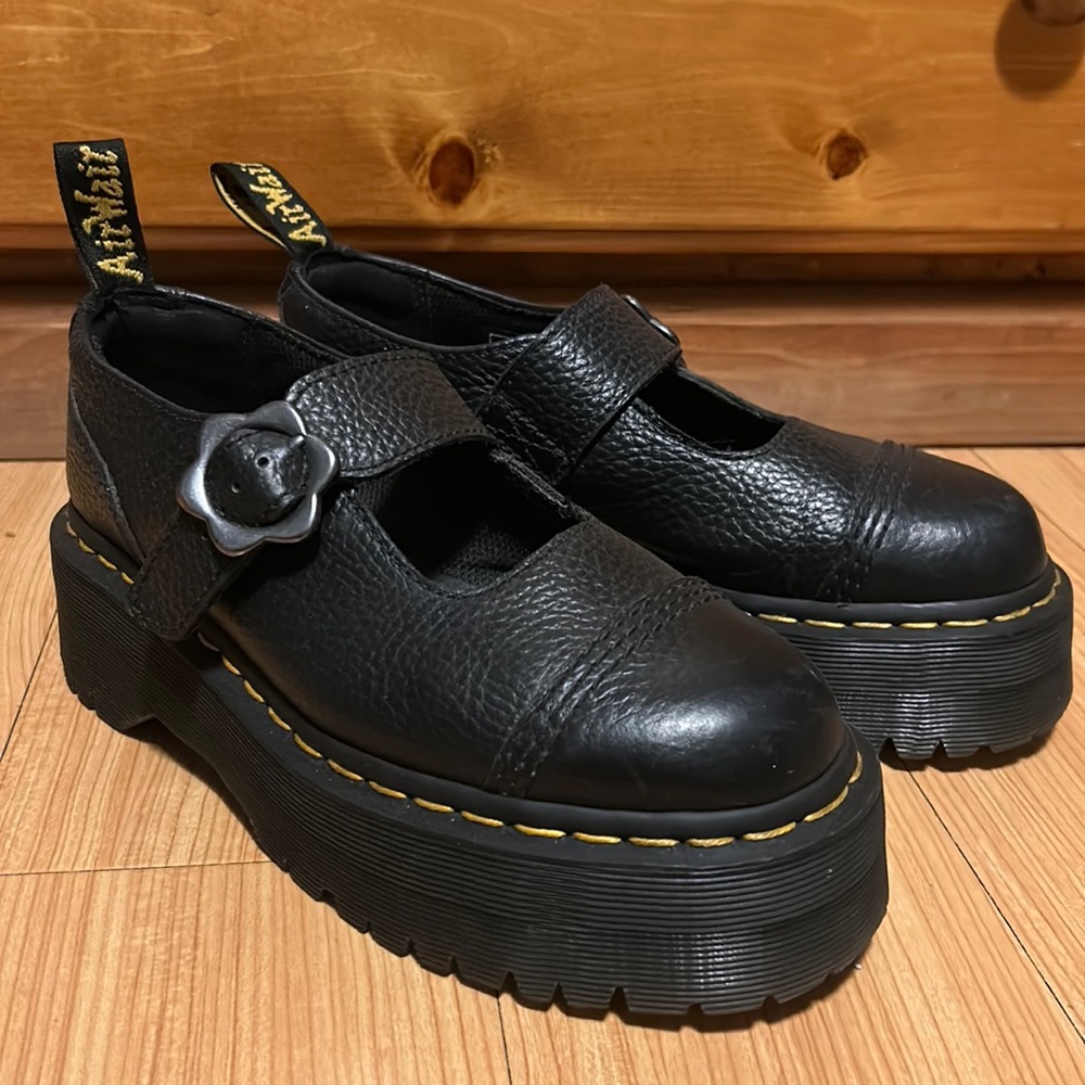 Dr. Martens Addina Flower Mary Janes